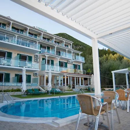 Oasis Hotel