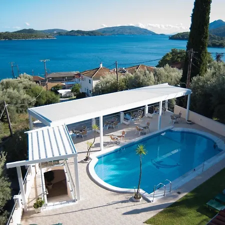 Oasis Hotel Perigiali