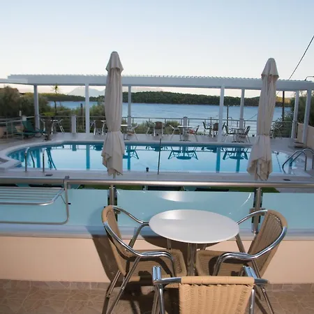 Oasis Hotel