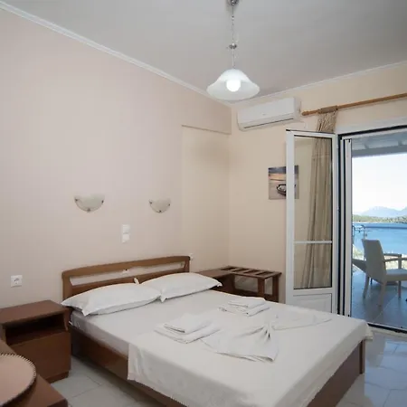 Oasis 3* Perigiali