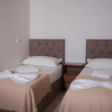 Oasis Hotel