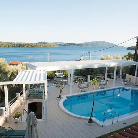 Oasis Hotel Perigiali