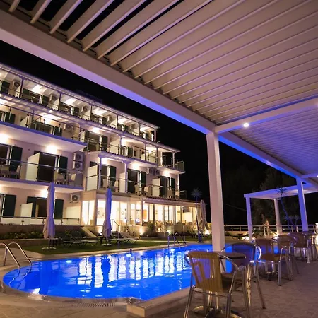 Oasis 3* Perigiali